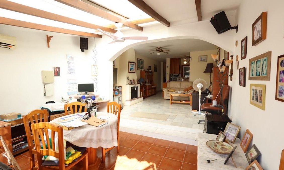 Wiederverkauf - Town House -
San Miguel de Salinas - Inland