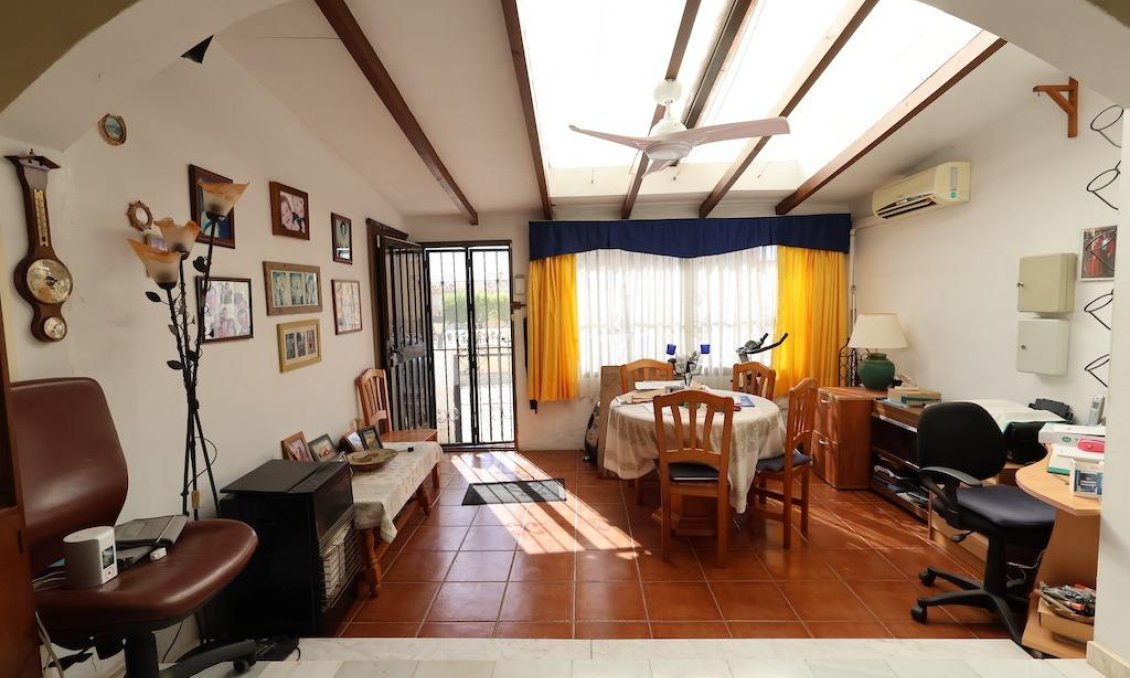 Wiederverkauf - Town House -
San Miguel de Salinas - Inland