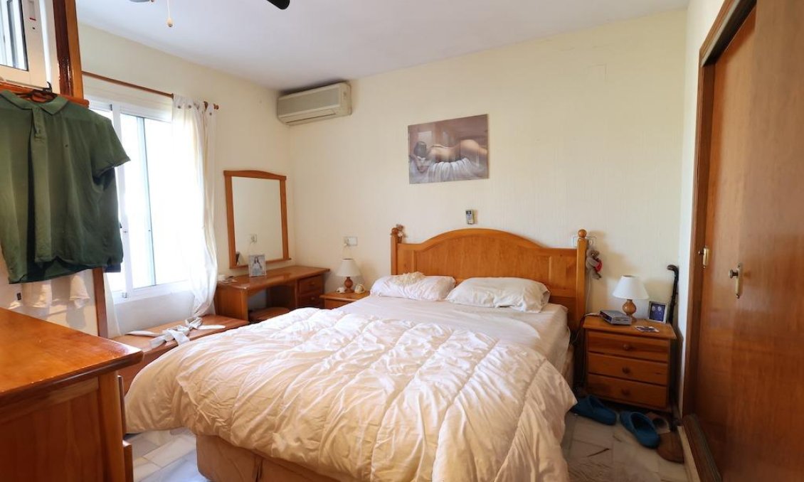 Wiederverkauf - Town House -
San Miguel de Salinas - Inland