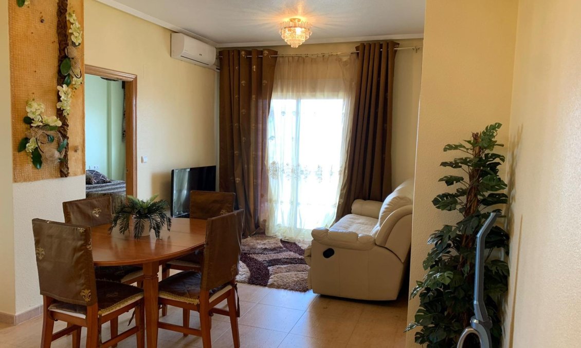 Segunda mano - Apartamento -
Guardamar del Segura - Puerto