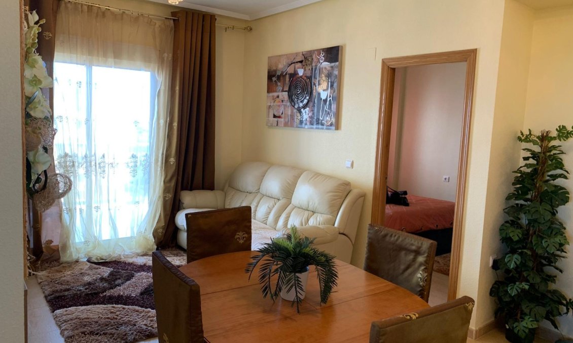 Segunda mano - Apartamento -
Guardamar del Segura - Puerto