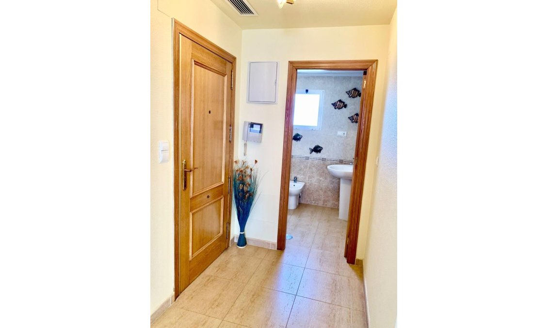 Segunda mano - Apartamento -
Guardamar del Segura - Puerto