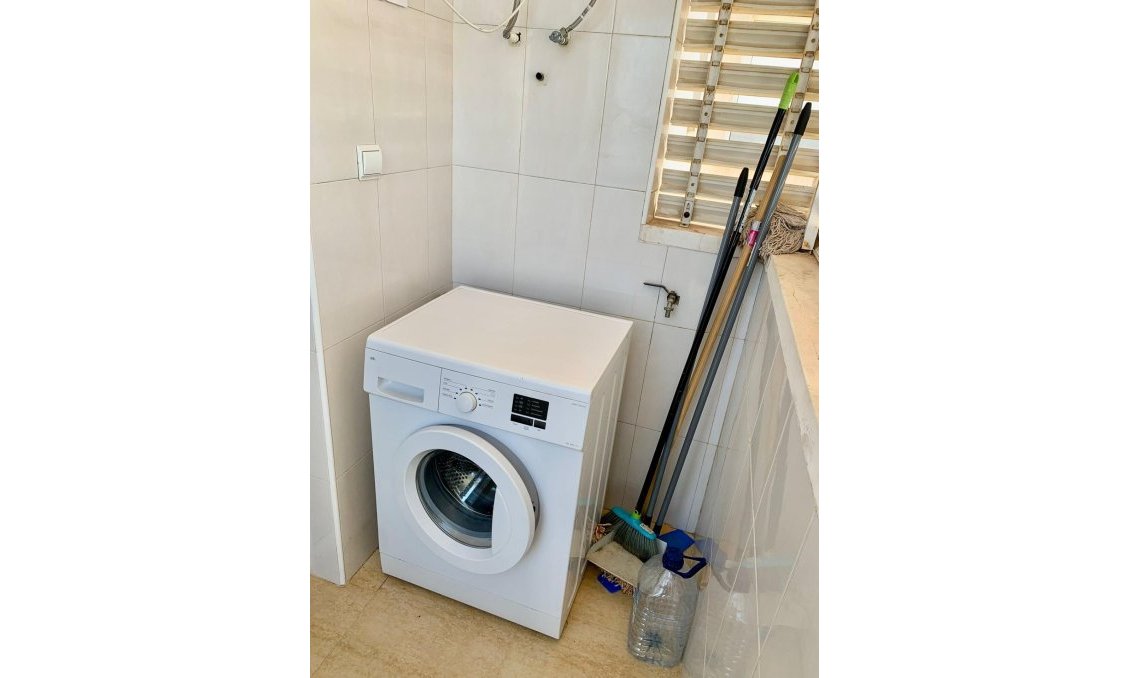 Segunda mano - Apartamento -
Guardamar del Segura - Puerto