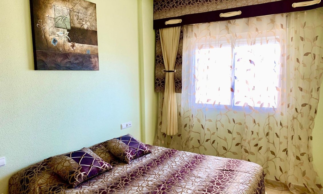 Segunda mano - Apartamento -
Guardamar del Segura - Puerto