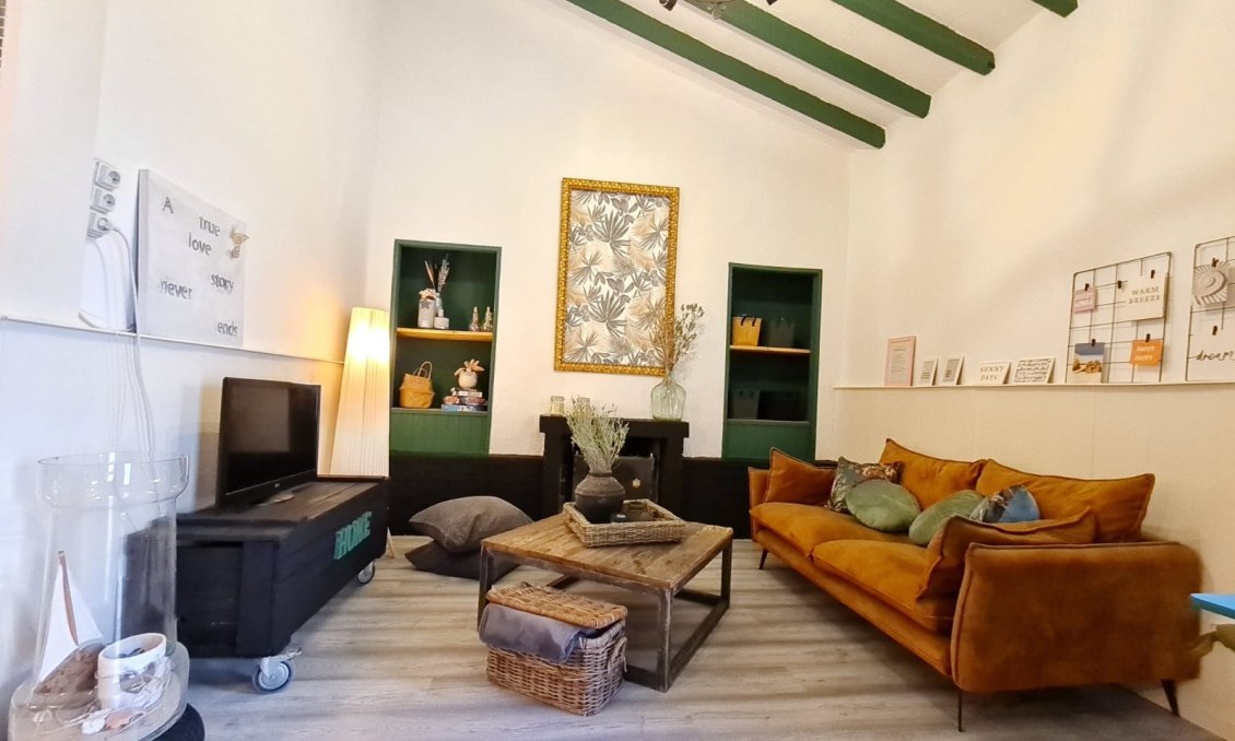 Segunda mano - Town House -
Algueña - Inland