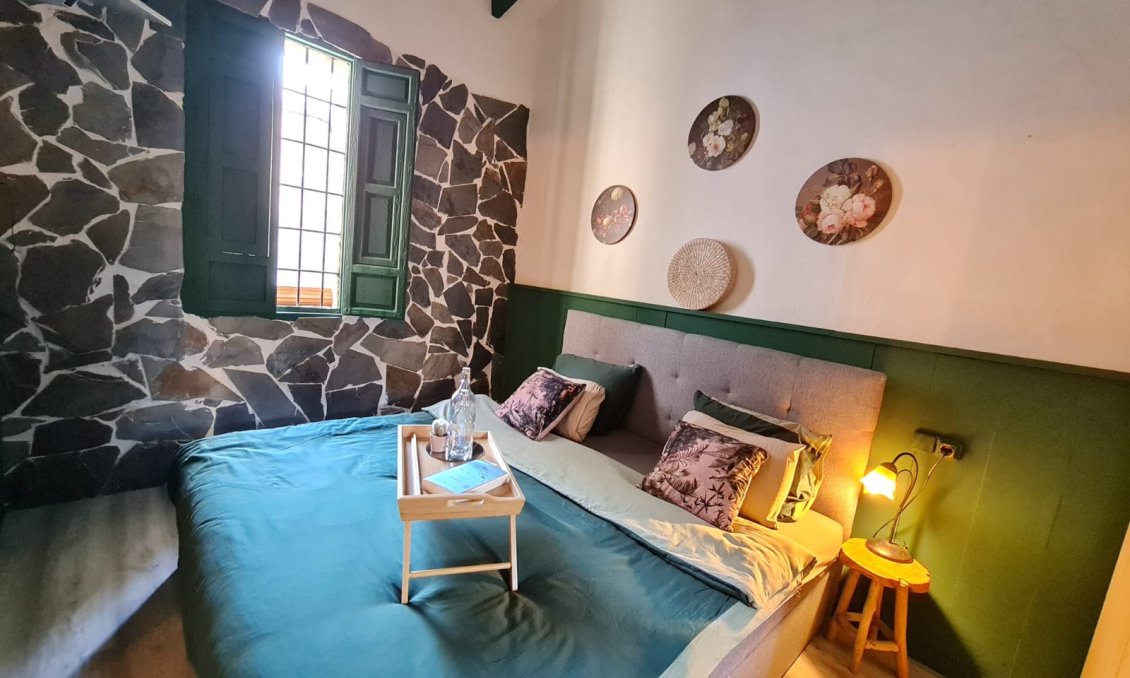 Segunda mano - Town House -
Algueña - Inland