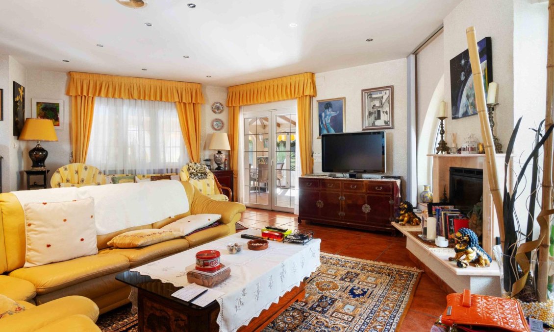 Revente - Villa -
Cabo Roig - Muy Cerca De La Playa