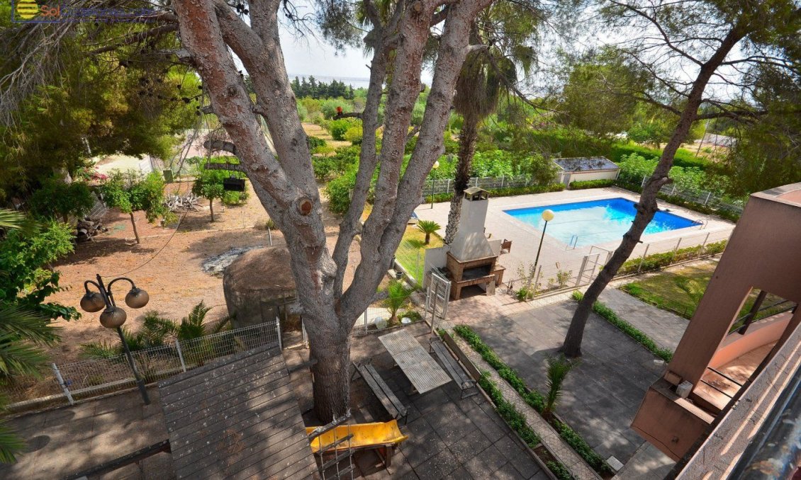 Segunda mano - Villa -
Torrevieja - Los Balcones