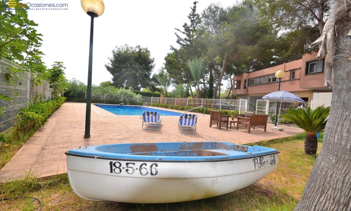 Segunda mano - Villa -
Torrevieja - Los Balcones
