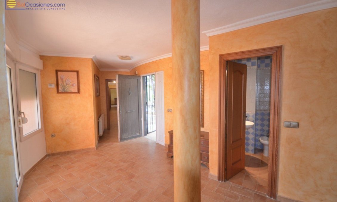 Segunda mano - Villa -
Torrevieja - Los Balcones