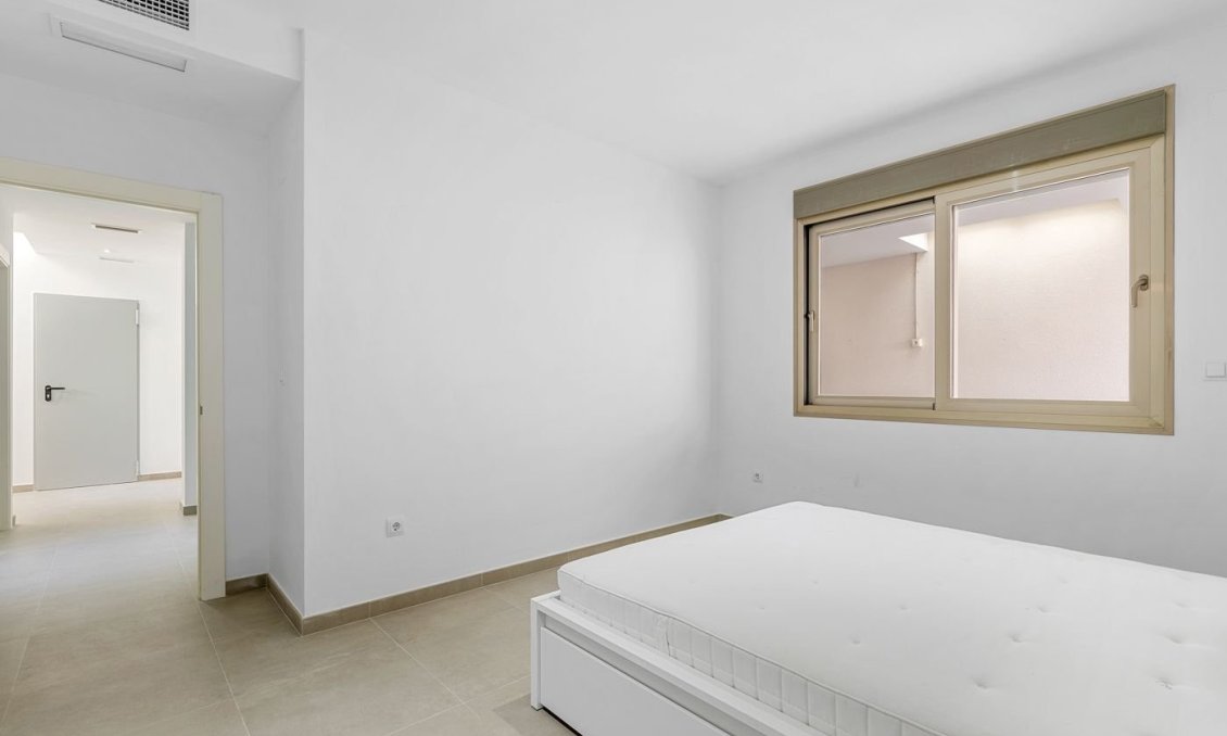 Segunda mano - Villa -
Orihuela Costa - Costa Blanca