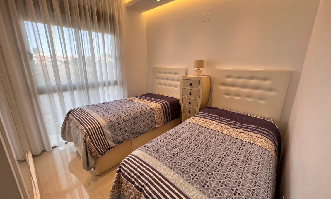 Segunda mano - Apartamento -
Ciudad Quesada - Costa Blanca