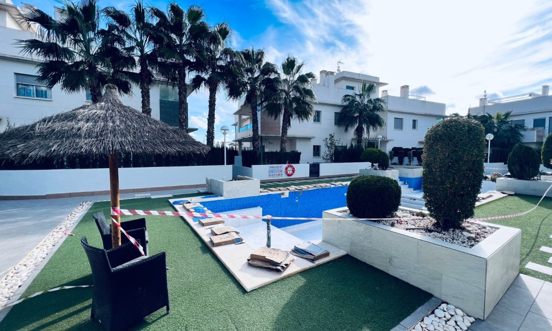 Segunda mano - Apartamento -
Ciudad Quesada - Costa Blanca