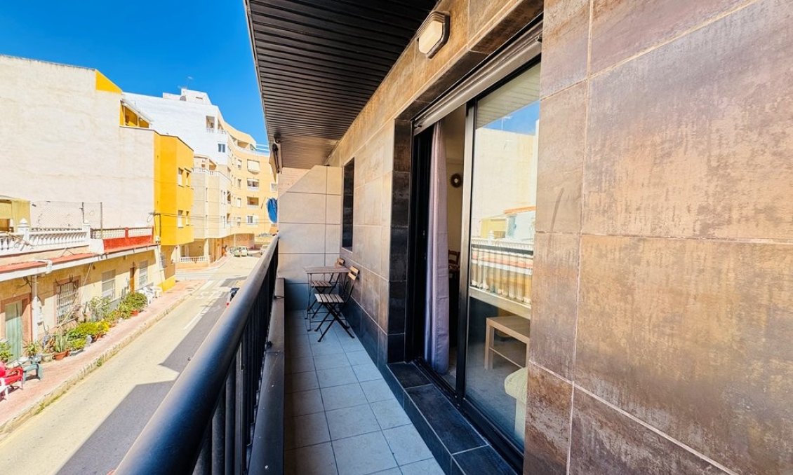 Segunda mano - Apartamento -
La Mata - Costa Blanca