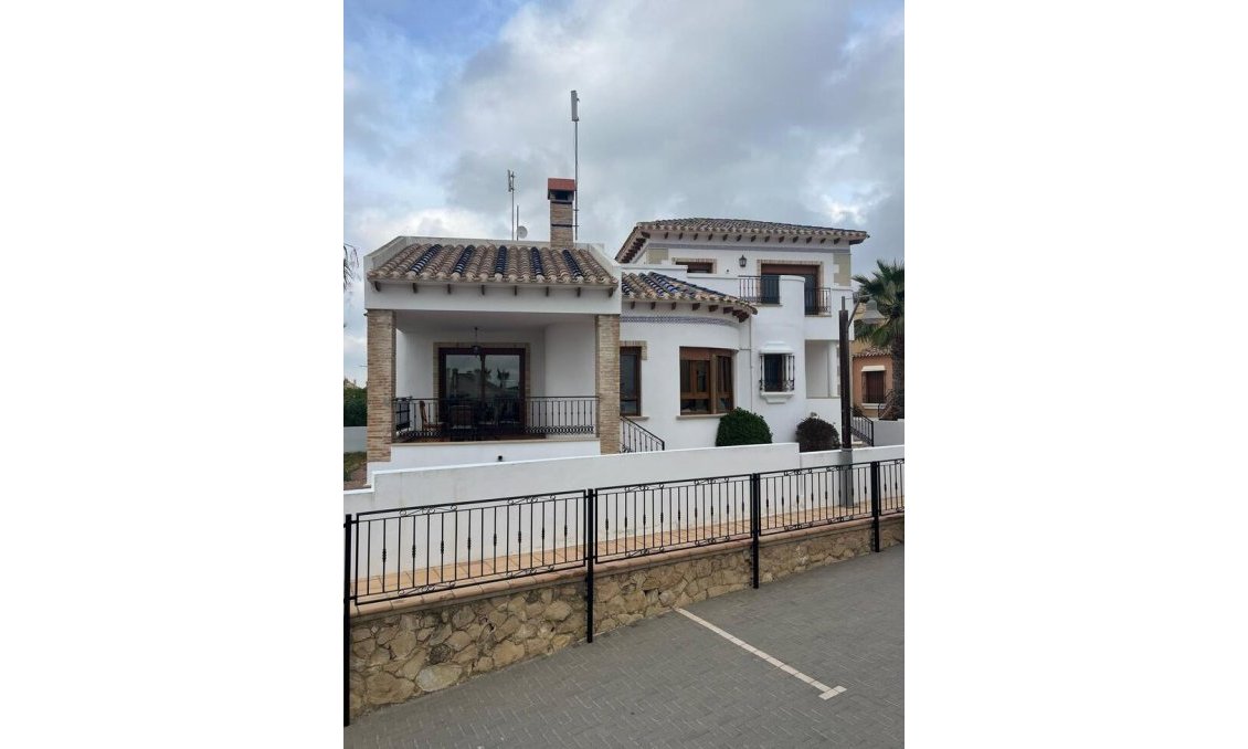 Segunda mano - Villa -
Algorfa - Costa Blanca