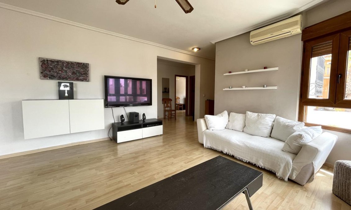 Segunda mano - Villa -
Algorfa - Costa Blanca