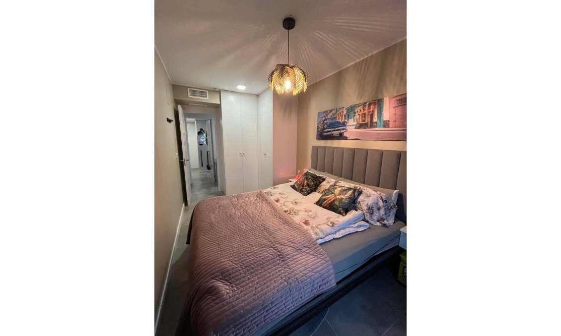 Segunda mano - Apartamento -
Finestrat