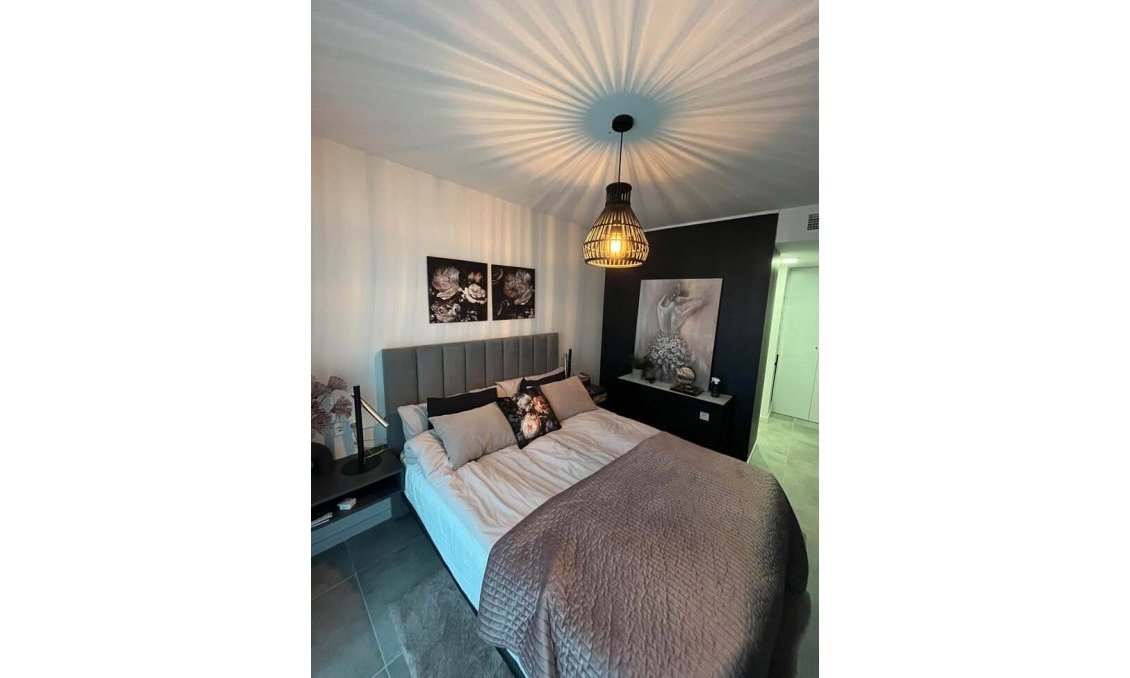 Segunda mano - Apartamento -
Finestrat