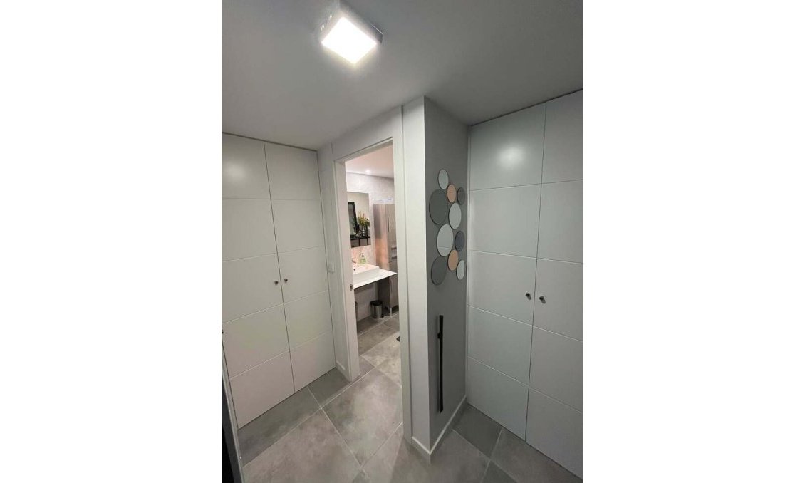 Segunda mano - Apartamento -
Finestrat