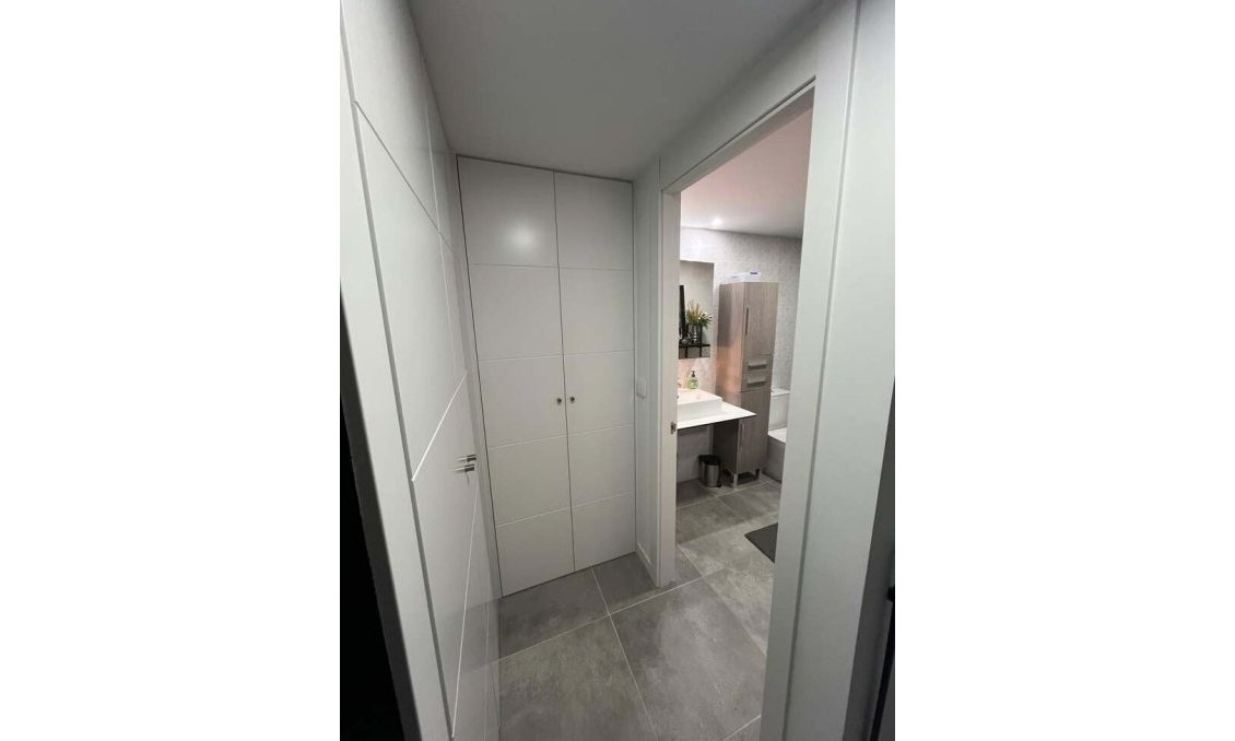 Segunda mano - Apartamento -
Finestrat