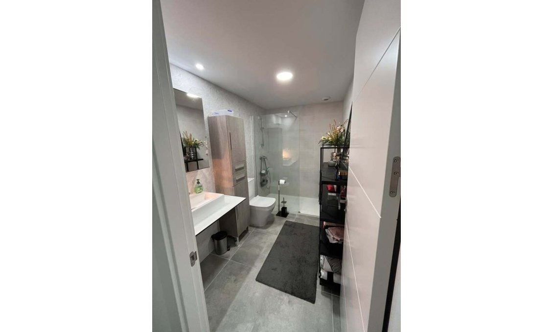 Segunda mano - Apartamento -
Finestrat