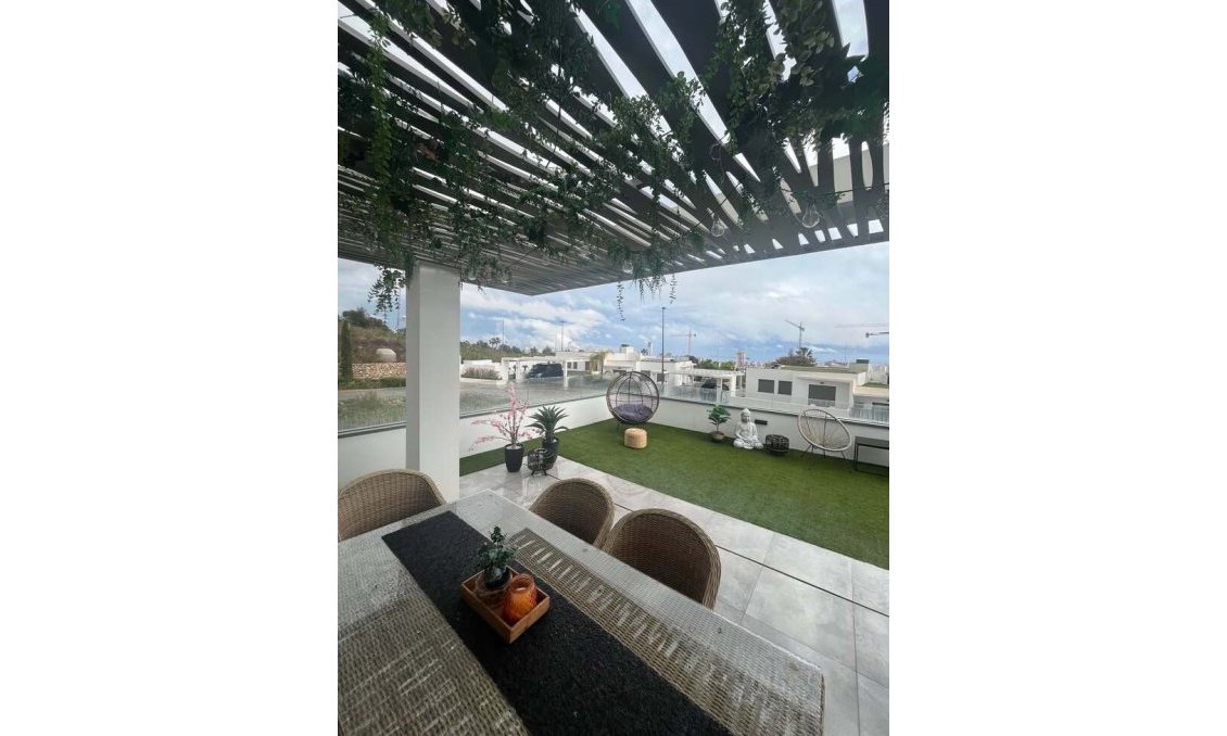 Segunda mano - Apartamento -
Finestrat