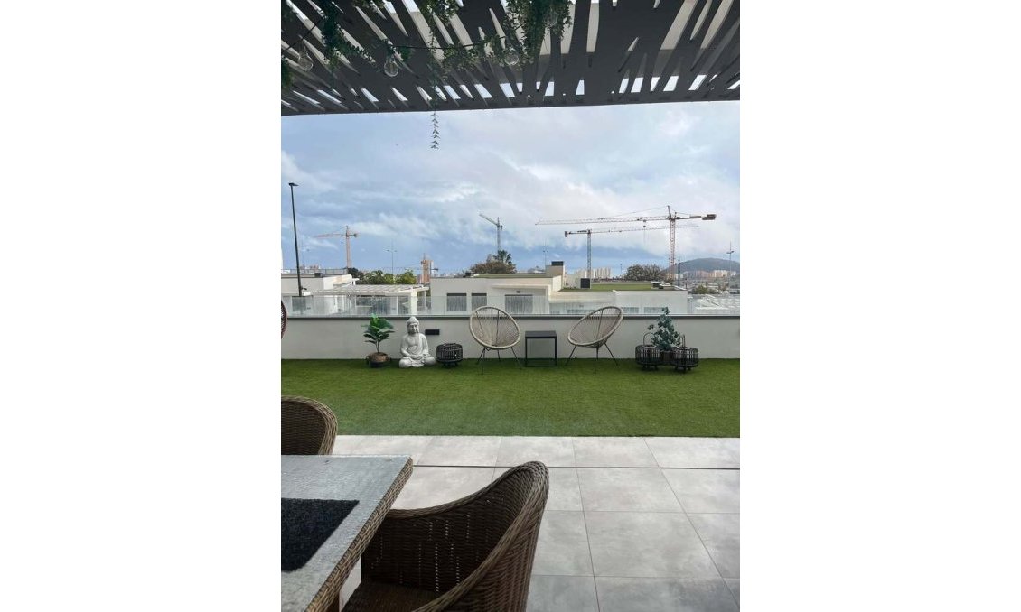 Segunda mano - Apartamento -
Finestrat