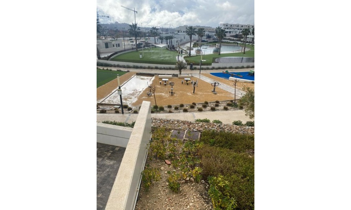 Segunda mano - Apartamento -
Finestrat