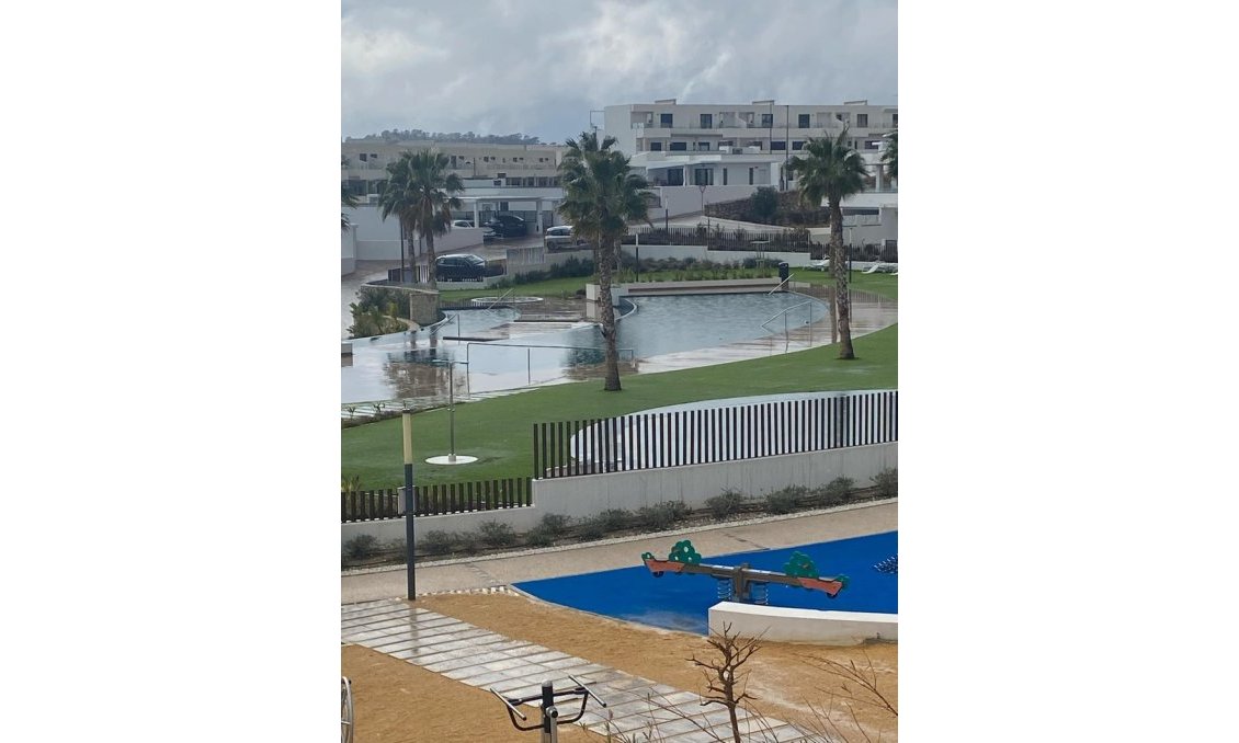 Segunda mano - Apartamento -
Finestrat