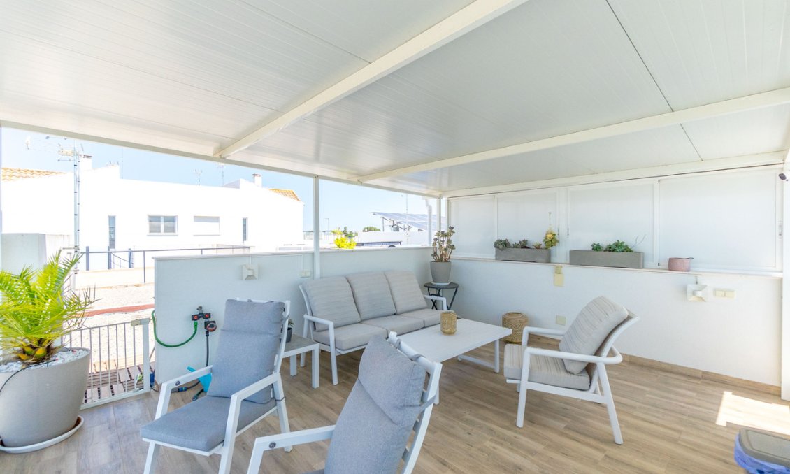 Segunda mano - Villa -
Daya Nueva - Costa Blanca