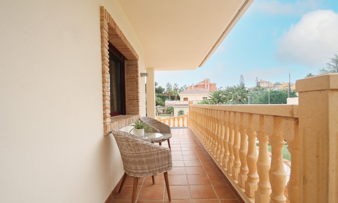 Segunda mano - Villa -
Torrevieja - Costa Blanca