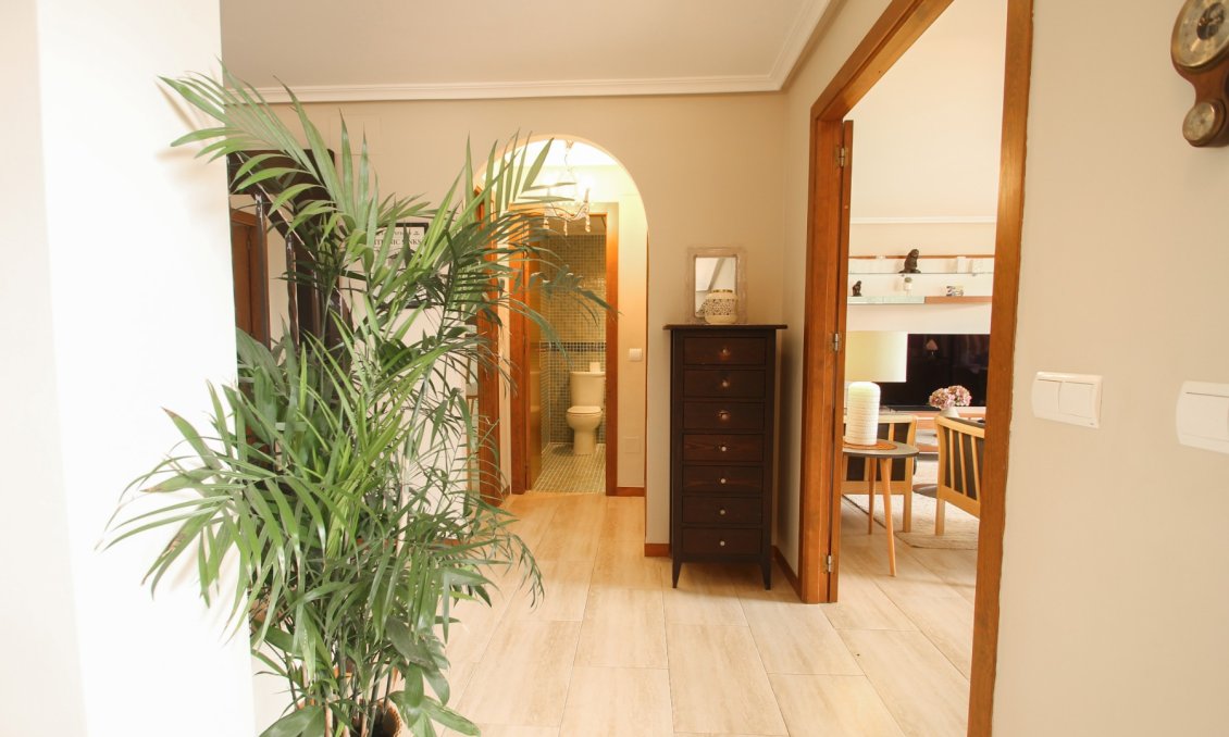 Segunda mano - Villa -
Torrevieja - Costa Blanca