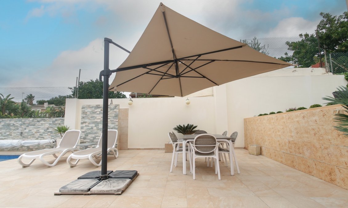 Segunda mano - Villa -
Torrevieja - Costa Blanca
