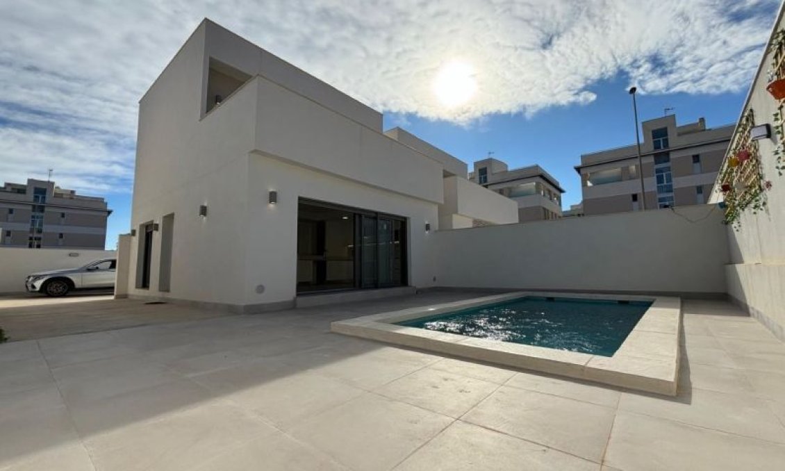 Segunda mano - Villa -
Orihuela Costa - Costa Blanca