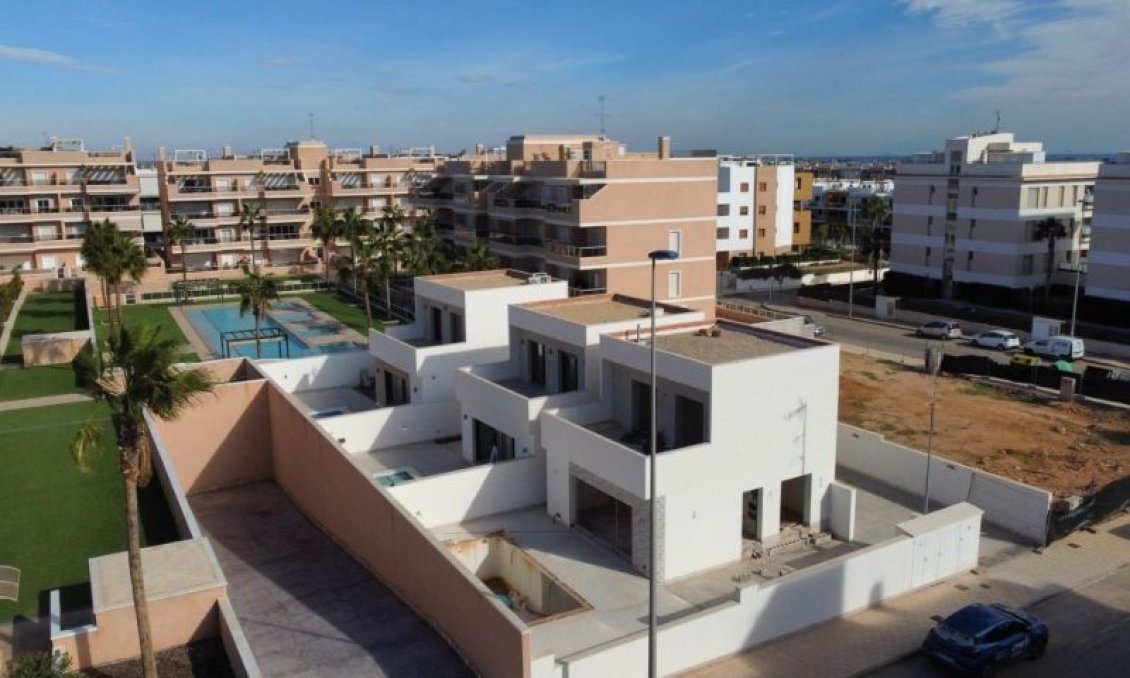 Segunda mano - Villa -
Orihuela Costa - Costa Blanca