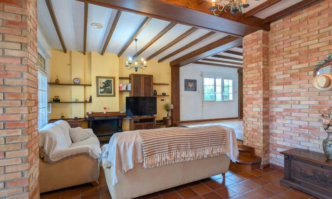 Wiederverkauf - Villa -
Mil Palmeras - Costa Blanca