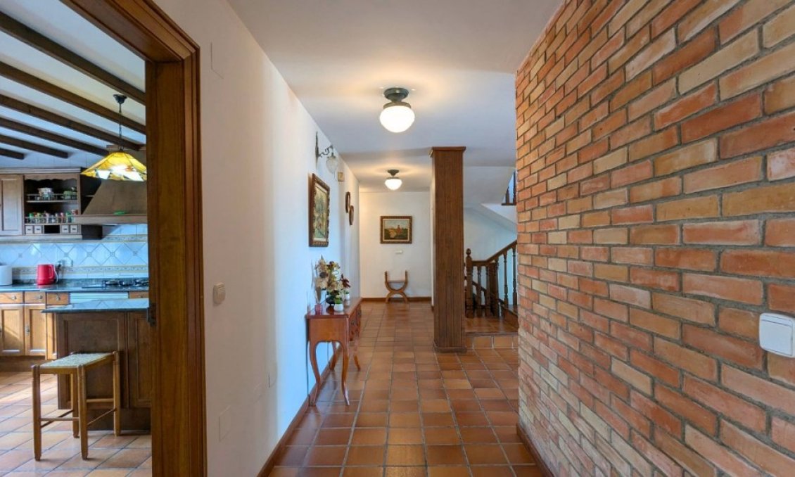 Wiederverkauf - Villa -
Mil Palmeras - Costa Blanca