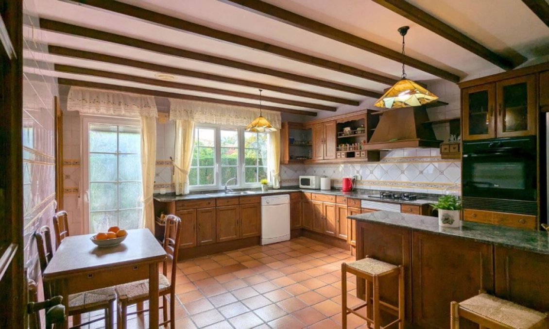 Wiederverkauf - Villa -
Mil Palmeras - Costa Blanca