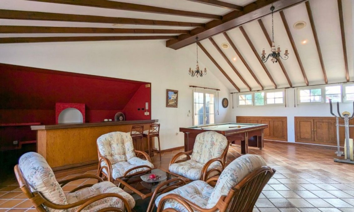 Wiederverkauf - Villa -
Mil Palmeras - Costa Blanca