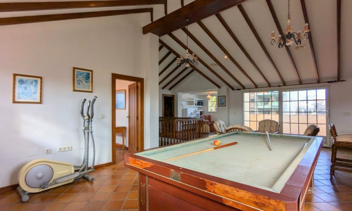Wiederverkauf - Villa -
Mil Palmeras - Costa Blanca