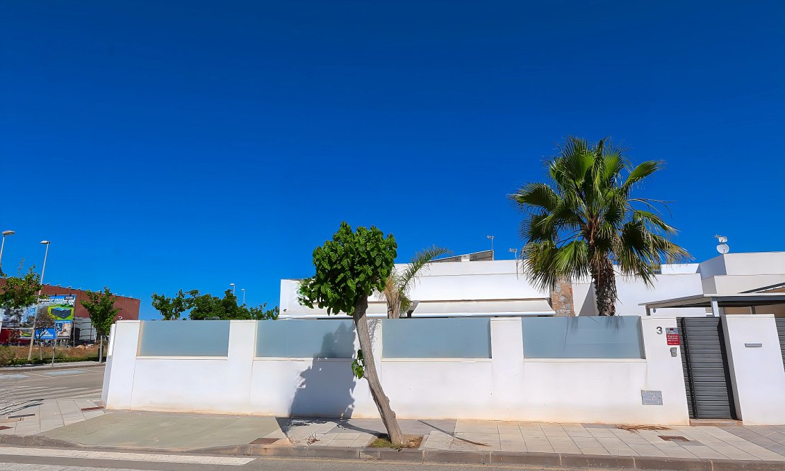 Segunda mano - Villa -
Pilar de la Horadada - Costa Blanca