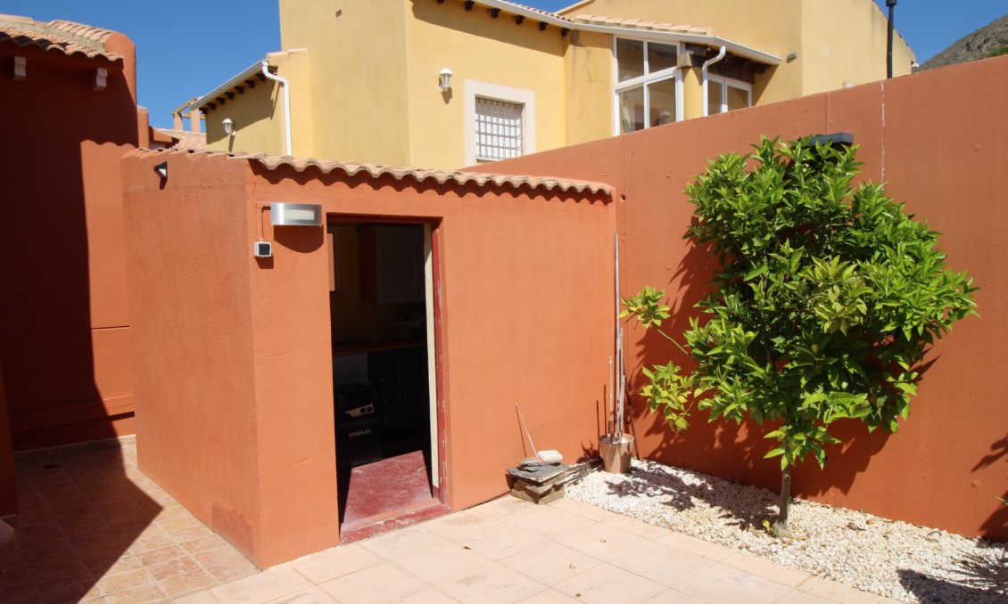 Segunda mano - Villa -
Fortuna - Inland