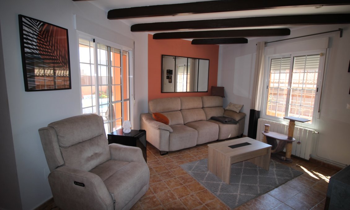 Segunda mano - Villa -
Fortuna - Inland