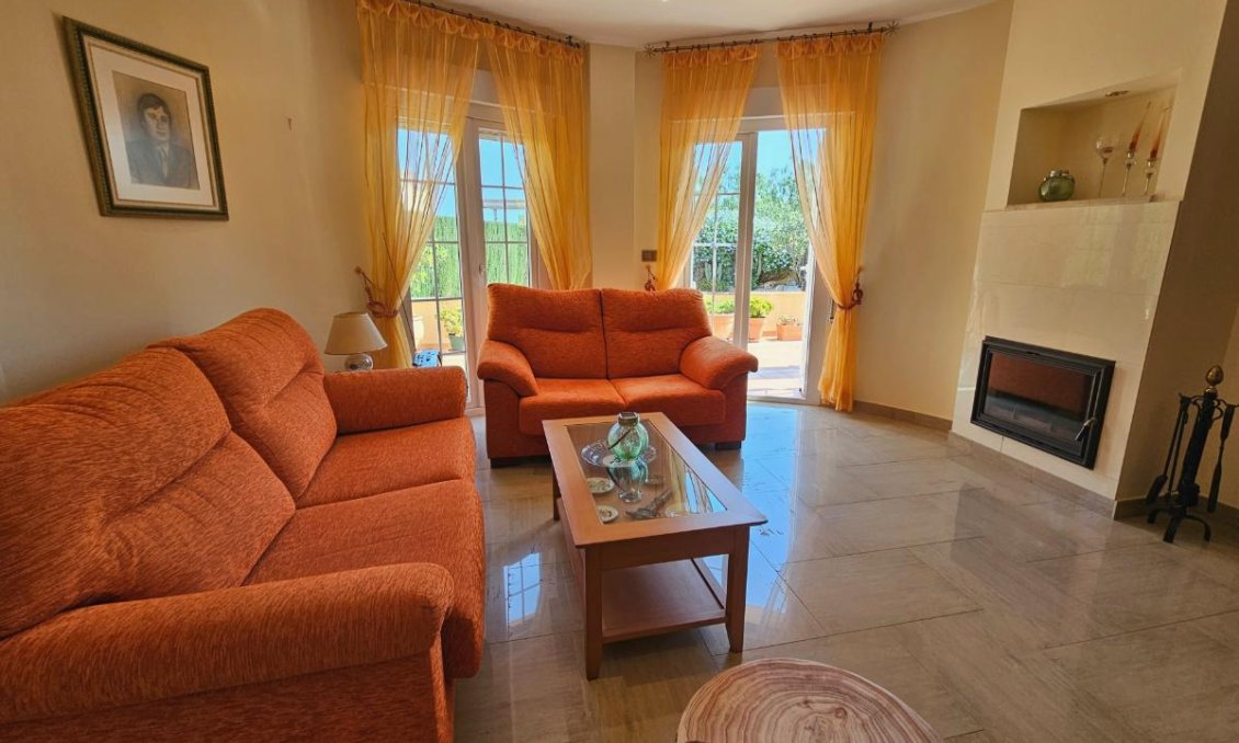 Használt Ingatlanok - Villa -
Playa Honda - Costa Calida