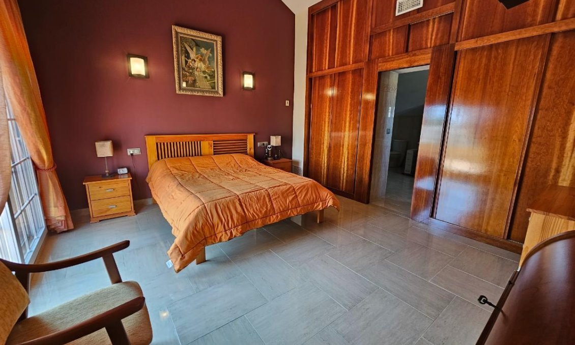 Használt Ingatlanok - Villa -
Playa Honda - Costa Calida