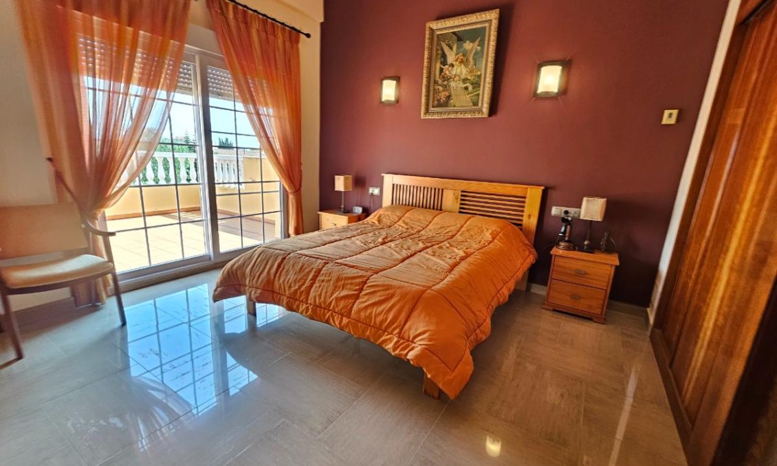 Használt Ingatlanok - Villa -
Playa Honda - Costa Calida