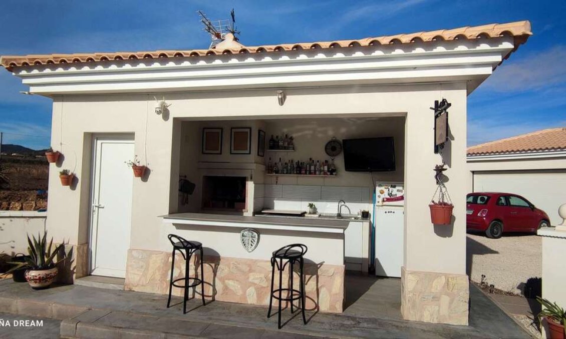 Wiederverkauf - Villa -
Pinoso - Inland
