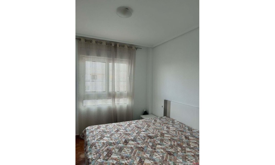 Revente - Attique -
Torrevieja - Torreblanca