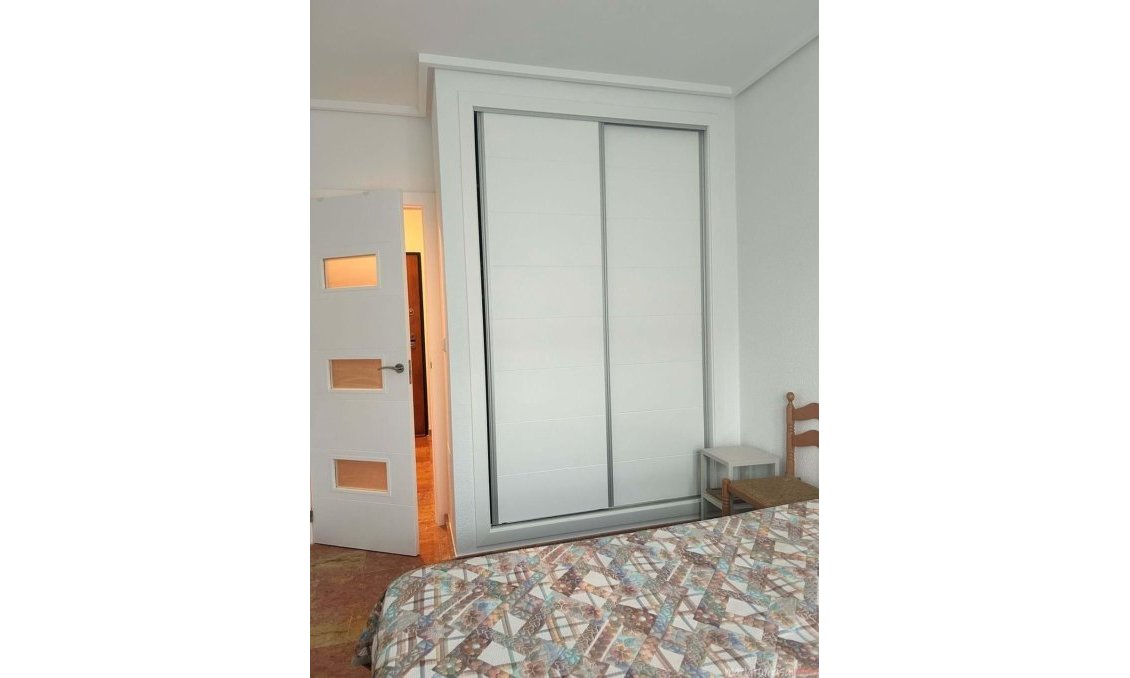 Revente - Attique -
Torrevieja - Torreblanca
