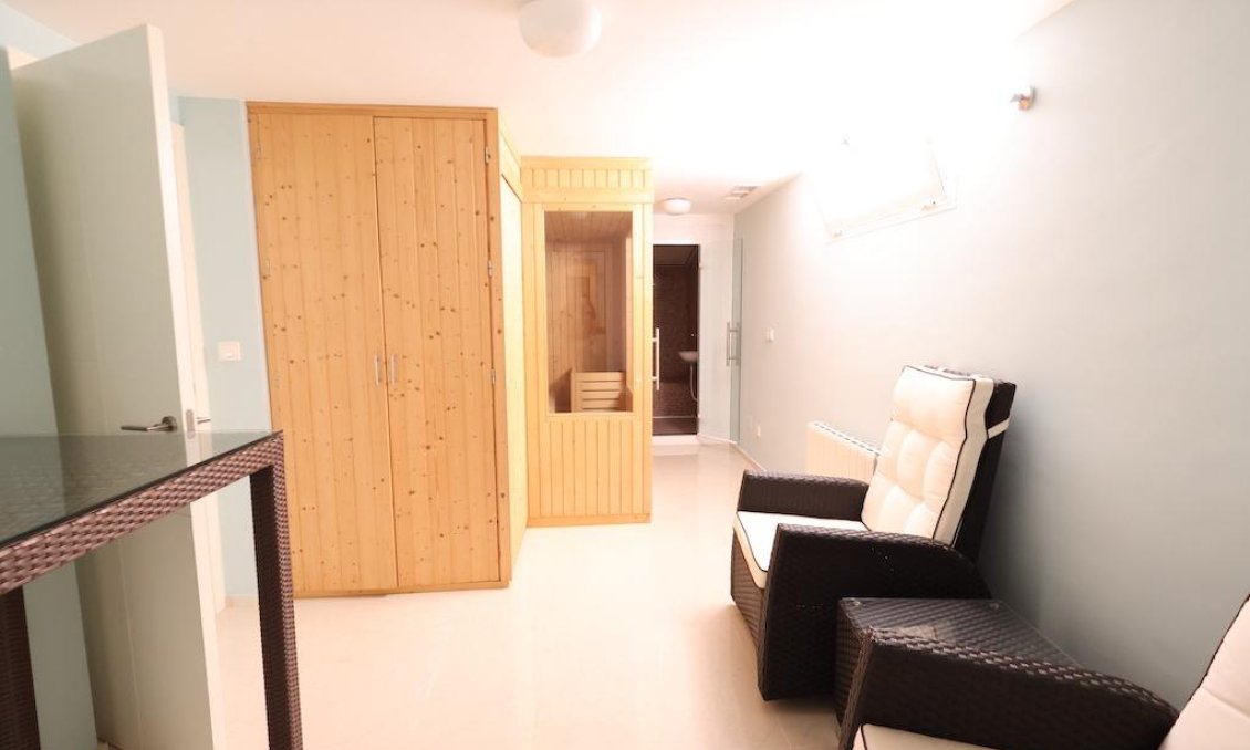 Segunda mano - Villa -
Ciudad Quesada - Costa Blanca